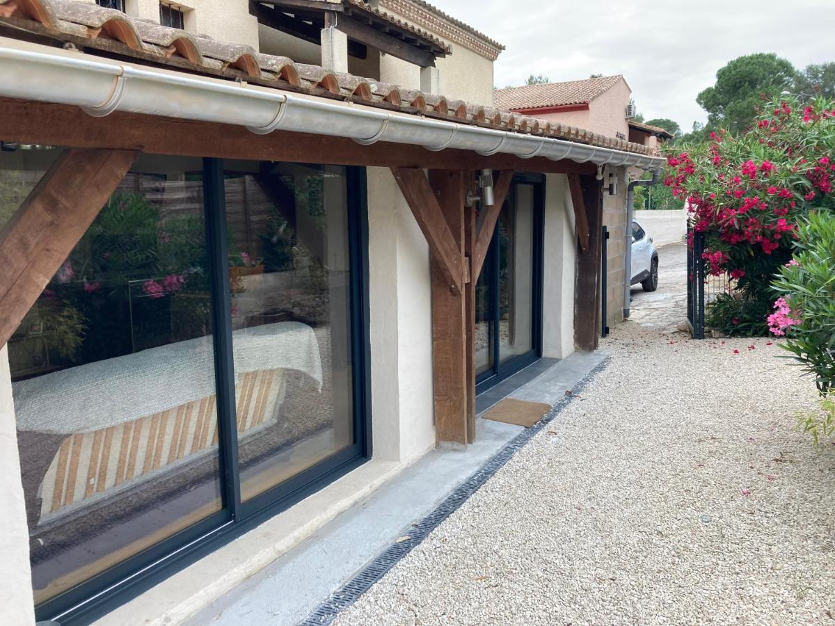 Au Coeur De La Pinede De 1 A 4 Personnes Villa Langlade Exteriör bild