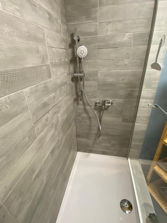 Au Coeur De La Pinede De 1 A 4 Personnes Villa Langlade Exteriör bild